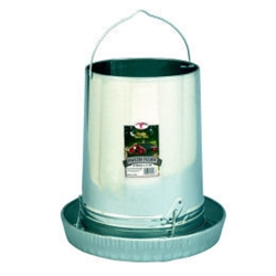 Close-up of heavy gauge galvanized steel and rolled safety edge on Little Giant 30 lb hanging feeder