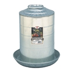 Close-up of heavy-gauge steel and rolled edges on Little Giant 3-gal waterer